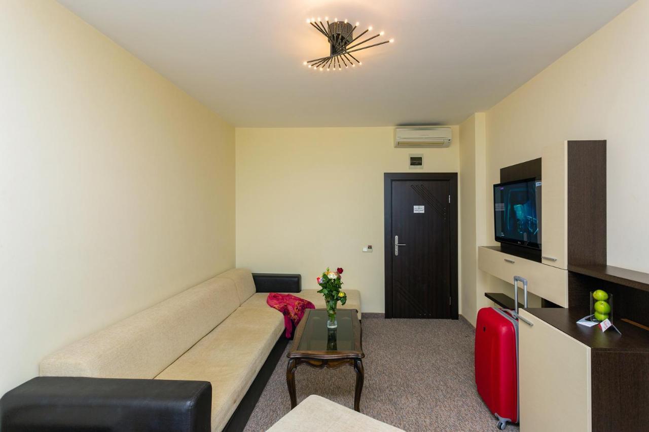 Viand Hotel Slantschew brjag Exterior foto