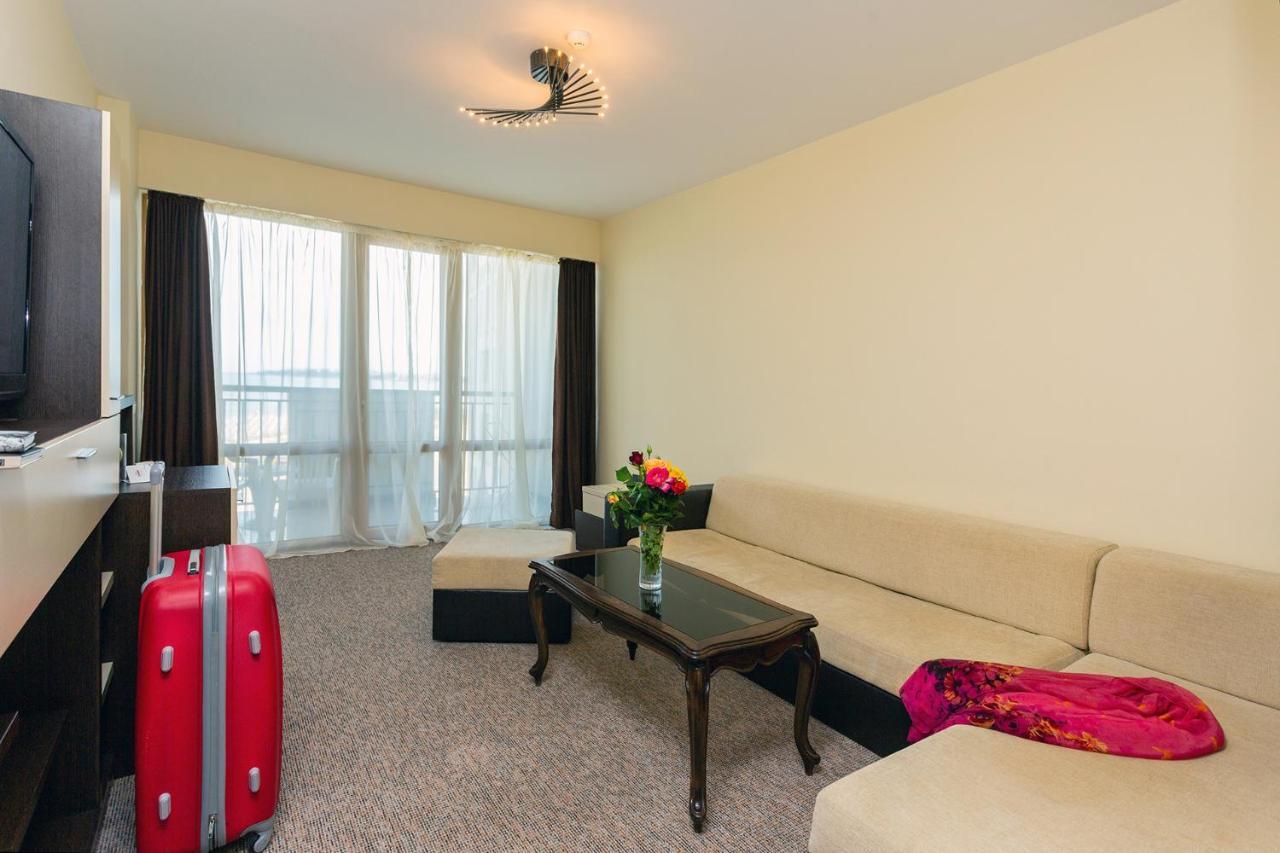 Viand Hotel Slantschew brjag Exterior foto