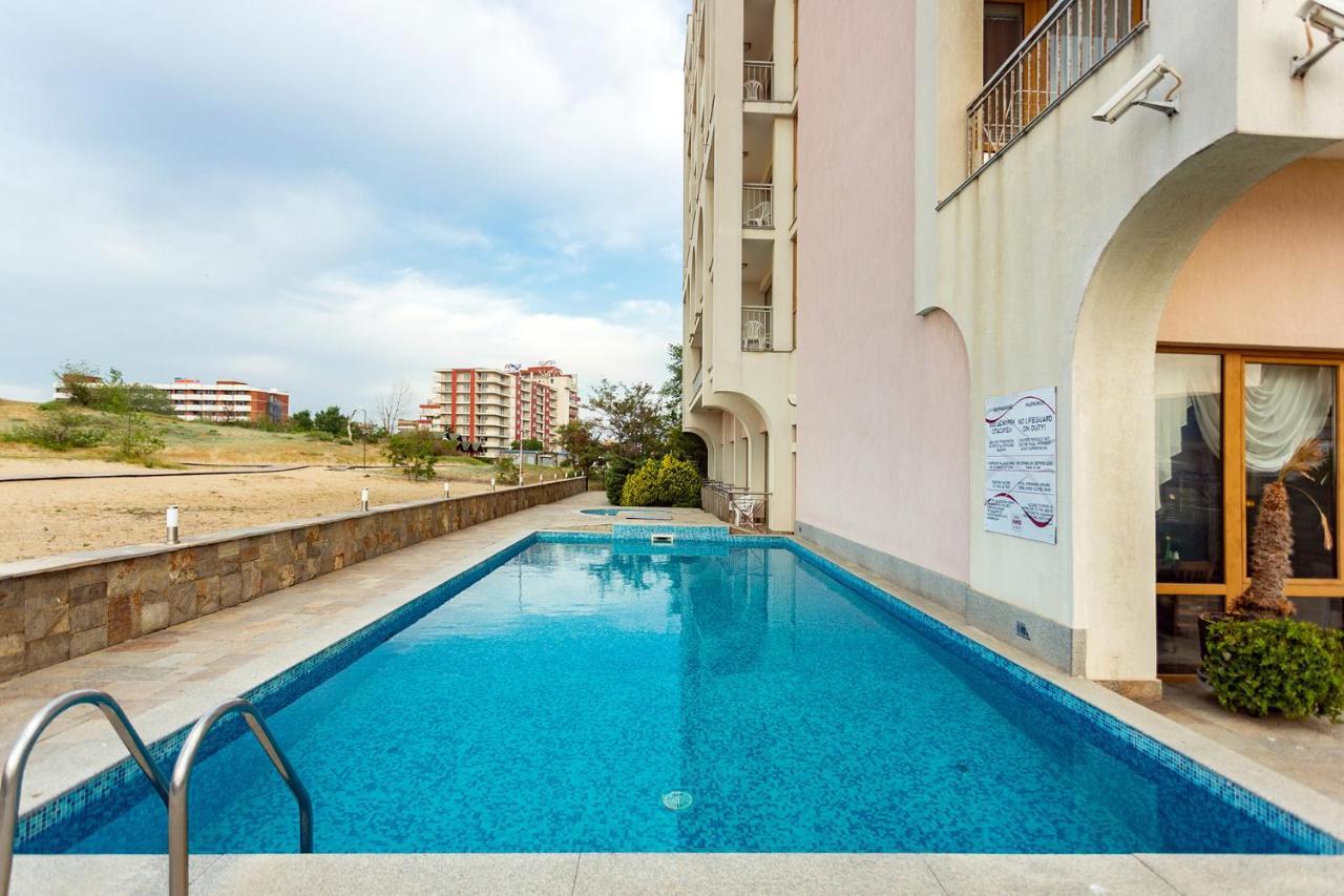 Viand Hotel Slantschew brjag Exterior foto