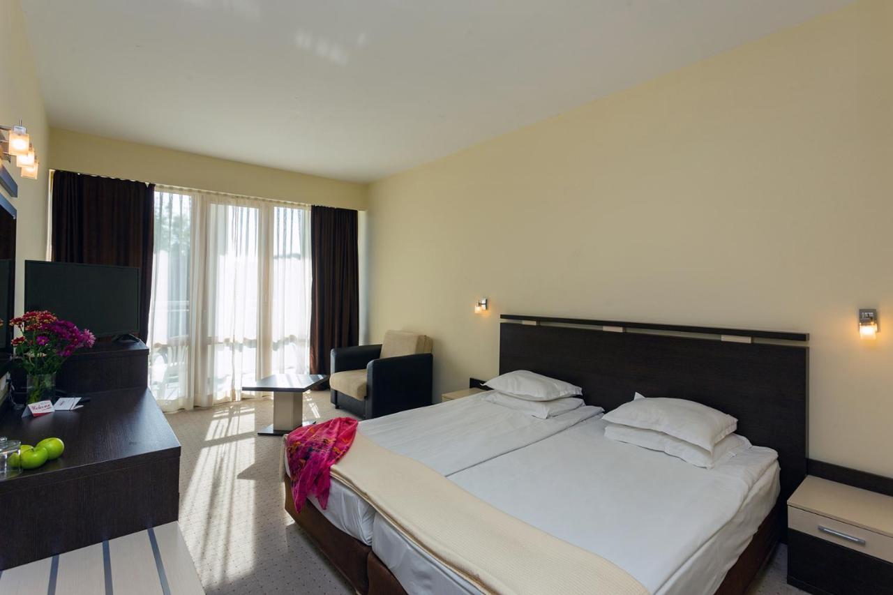 Viand Hotel Slantschew brjag Exterior foto